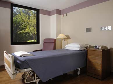 Intensive program patient room