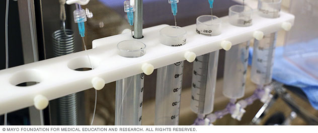 The Neurobiology of Alcoholism and Drug Addiction Lab of Doo-Sup Choi, Ph.D., focuses on understanding how genetic factors influence alcoholism and drug addiction.