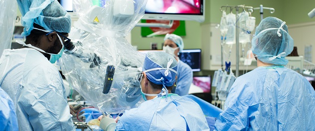 Mayo Clinic head and neck surgeons in the operating room